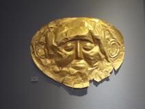 Athènes: Musée Archéologique National: trésor de Mycènes: masque mortuaire dit d'Agamemnon